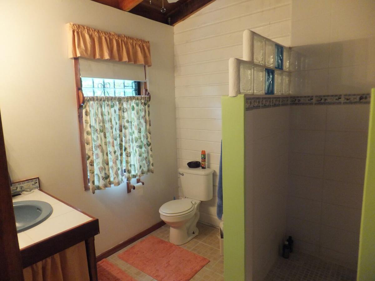 The Bottle Tree House Villa Caye Caulker Exterior photo