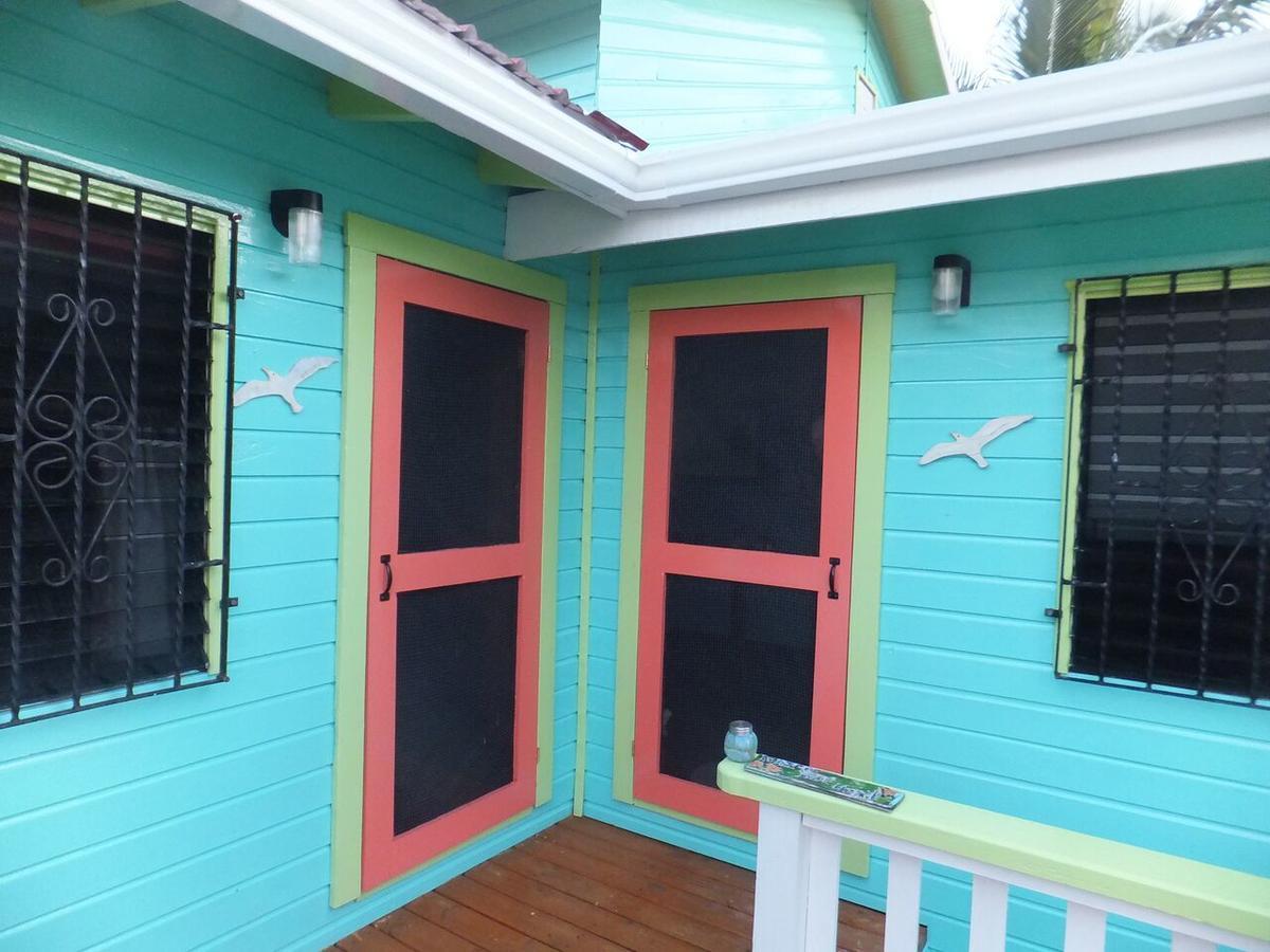 The Bottle Tree House Villa Caye Caulker Exterior photo